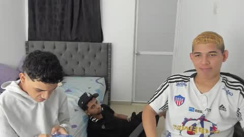 Snapshot of tyler_master24 chatting on 10-07-25, 11:46 tyler online show from 10-07-25, 11:46