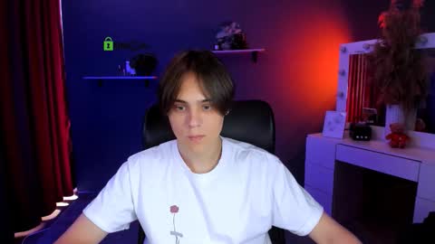 Snapshot of tyler_sparks_ chatting on 09-12-25, 06:24 tyler_sparks_ online show from 09-12-25, 06:24