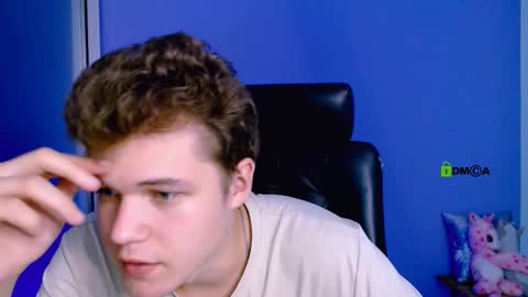 Snapshot of tyler_sparks_ chatting on 09-24-25, 01:36 tyler_sparks_ online show from 09-24-25, 01:36