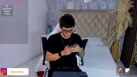 Tyler online show from 04-05-26, 08:28