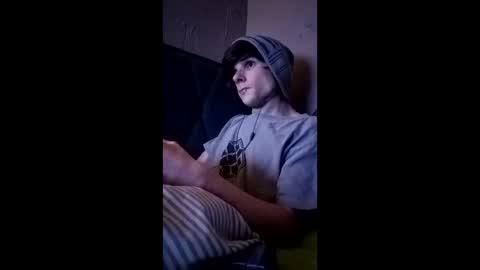 Snapshot of tylerlee199169 chatting on 03-28-26, 10:15 Tyler online show from 03-28-26, 10:15