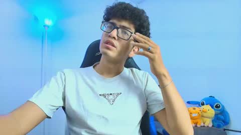   online show from 11-19-25, 03:17