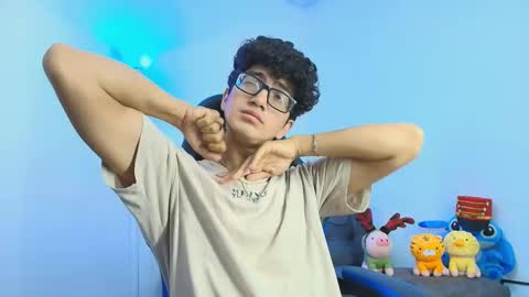   online show from 12-02-25, 05:57