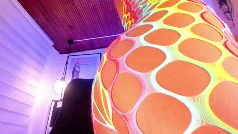       online show from 10-03-25, 03:58