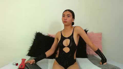 Snapshot of tylor_martinez chatting on 01-14-25, 07:00 Tylor Martinez online show from 01-14-25, 07:00
