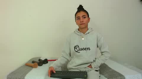 Snapshot of tylor_martinez chatting on 01-20-25, 08:07 Tylor Martinez online show from 01-20-25, 08:07