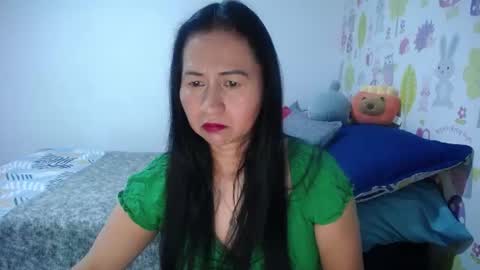 Snapshot of tyna_b chatting on 07-01-26, 07:24 Tyna online show from 07-01-26, 07:24