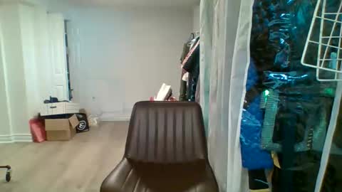 typespirit online show from 01-11-26, 04:45