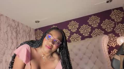 tyra fox online show from 10-21-25, 04:13