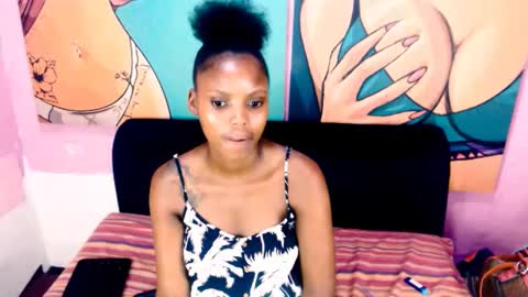 Snapshot of tyrabangz chatting on 03-07-25, 10:43 Tyra online show from 03-07-25, 10:43
