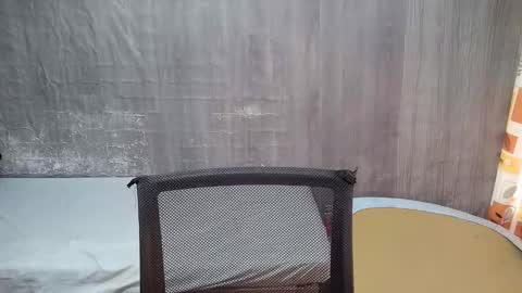 Snapshot of tyradine chatting on 11-10-25, 07:40 tyradine3 online show from 11-10-25, 07:40