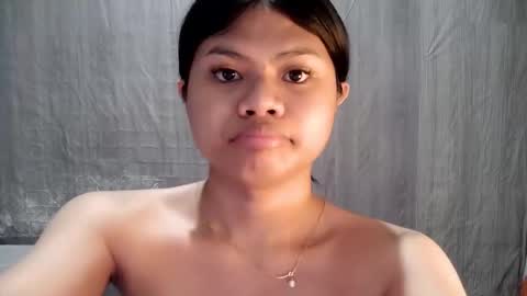 Snapshot of tyradine chatting on 11-23-25, 01:44 tyradine3 online show from 11-23-25, 01:44