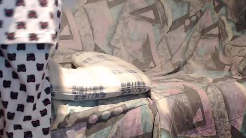 Snapshot of tyson2525 chatting on 01-04-25, 05:27 Helena and Tyson online show from 01-04-25, 05:27