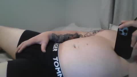 tyson79951 online show from 12-02-25, 03:56