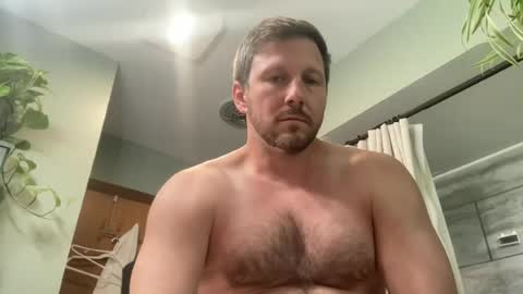 Snapshot of u28005 chatting on 07-18-26, 04:33 u28005 online show from 07-18-26, 04:33