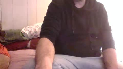 Snapshot of u_caught_us chatting on 12-12-24, 12:05 u_caught_us online show from 12-12-24, 12:05