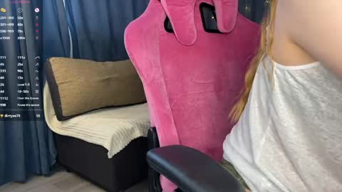 Snapshot of uari_u chatting on 03-14-26, 09:15 uari_u online show from 03-14-26, 09:15