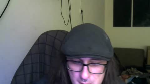 Snapshot of ucloudd chatting on 06-20-26, 01:36 ucloudd online show from 06-20-26, 01:36