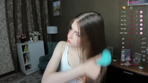 Snapshot of udeledelmoref chatting on 12-21-24, 08:10 Liky online show from 12-21-24, 08:10