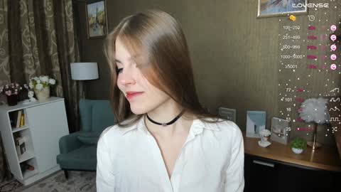 Snapshot of udeledelmoref chatting on 01-13-25, 08:15 Liky online show from 01-13-25, 08:15