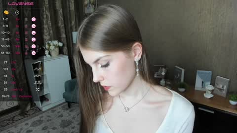 Snapshot of udeledelmoref chatting on 01-17-25, 02:18 Liky online show from 01-17-25, 02:18