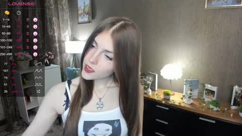 Snapshot of udeledelmoref chatting on 02-10-25, 09:04 Liky online show from 02-10-25, 09:04
