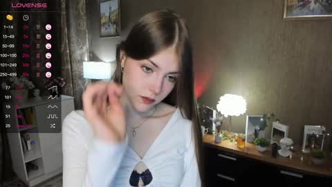 Snapshot of udeledelmoref chatting on 03-09-25, 09:36 Liky online show from 03-09-25, 09:36
