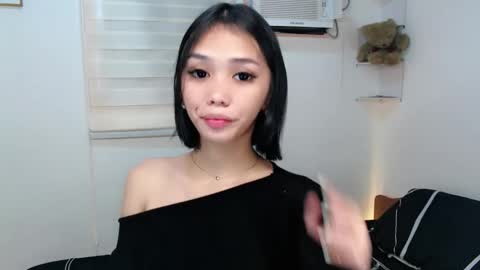 urbbgirl alliah online show from 10-20-25, 02:01