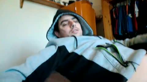 Snapshot of uglyyounlad chatting on 01-03-25, 03:01 uglyyounlad online show from 01-03-25, 03:01