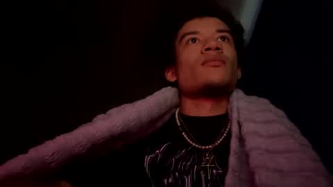 Snapshot of uhdummy chatting on 01-25-25, 12:17 snap mixedaddyx ig drexdummy online show from 01-25-25, 12:17