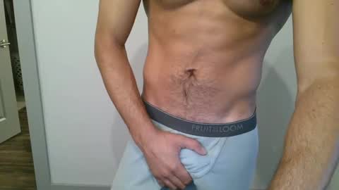 Snapshot of uhhuhyea chatting on 10-13-25, 06:41 uhhuhyea online show from 10-13-25, 06:41