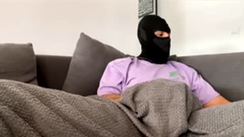 Snapshot of ulisesroca chatting on 11-30-25, 12:42 ulisesroca online show from 11-30-25, 12:42