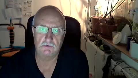 Snapshot of ulli44 chatting on 03-29-26, 09:37 Ulrich online show from 03-29-26, 09:37