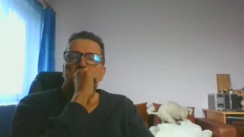 ulmeni4 online show from 12-21-24, 11:55