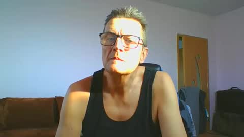 ulmeni4 online show from 12-03-25, 08:23