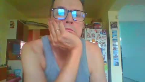 Snapshot of ulmeni4 chatting on 02-13-26, 02:46 ulmeni4 online show from 02-13-26, 02:46