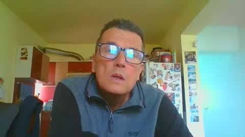 ulmeni7 online show from 04-12-26, 09:58