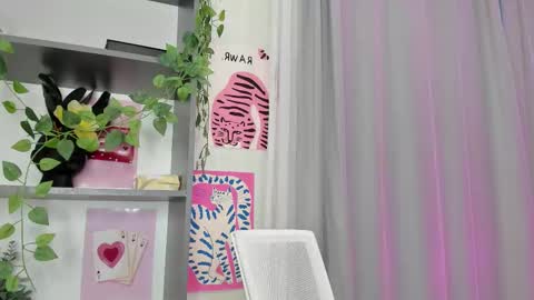 Melena online show from 10-22-25, 12:44