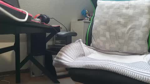 Mr.  Mrs. Smith online show from 02-16-25, 07:15