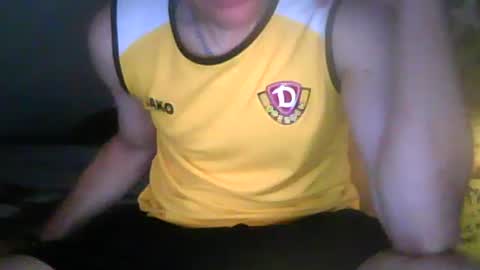 Snapshot of ultraxl01 chatting on 06-17-26, 04:48 ultraxl online show from 06-17-26, 04:48