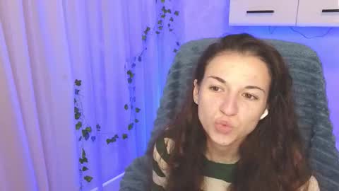 Ulyana online show from 11-10-25, 05:28