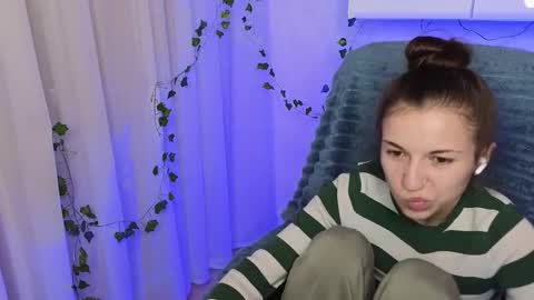 Ulyana online show from 11-27-25, 05:09