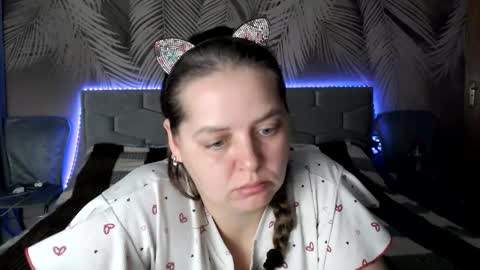 Snapshot of ulystar chatting on 11-13-25, 08:57 Ulyana online show from 11-13-25, 08:57