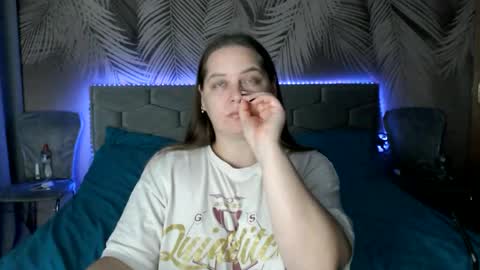 Snapshot of ulystar chatting on 11-28-25, 09:23 Ulyana online show from 11-28-25, 09:23