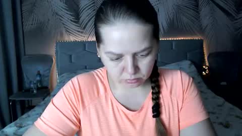 Snapshot of ulystar chatting on 12-01-25, 07:35 Ulyana online show from 12-01-25, 07:35