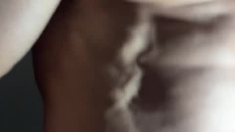 Um CM online show from 03-25-26, 11:33