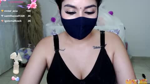 Snapshot of umarany chatting on 02-26-25, 10:53 umarani online show from 02-26-25, 10:53