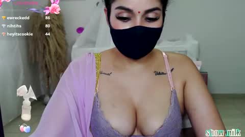 Snapshot of umarany chatting on 03-04-25, 08:27 umarani online show from 03-04-25, 08:27