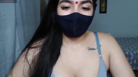 Snapshot of umarany chatting on 10-23-25, 01:54 umarani online show from 10-23-25, 01:54