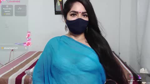 Snapshot of umarany chatting on 12-02-25, 04:35 umarani online show from 12-02-25, 04:35